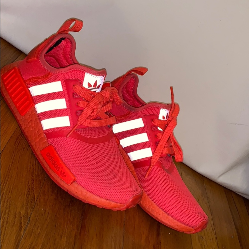 Triple Red NMD R1. Worm before. Size 6.5 mens